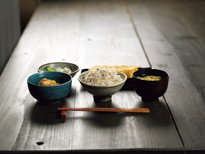 【ポスト投函】国内産　十六雑穀米（黒千石入）　1袋　☆（日時指定不可）