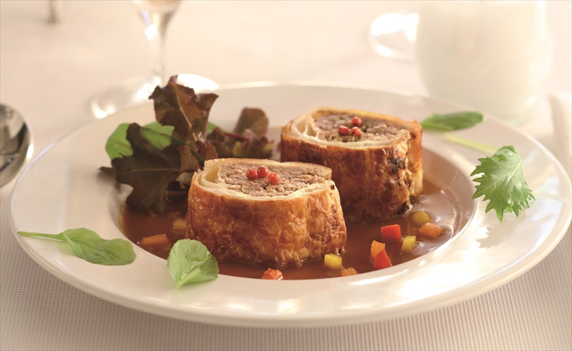 ホテルオークラ　黒毛和牛ビーフパイ　2袋　☆