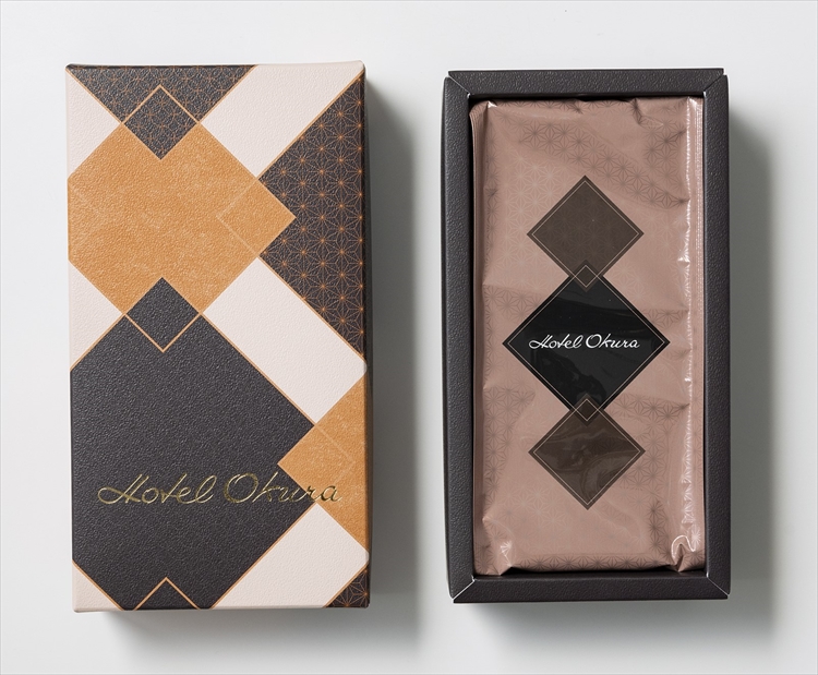 ホテルオークラ　クーベルチュールショコラケーキ　☆